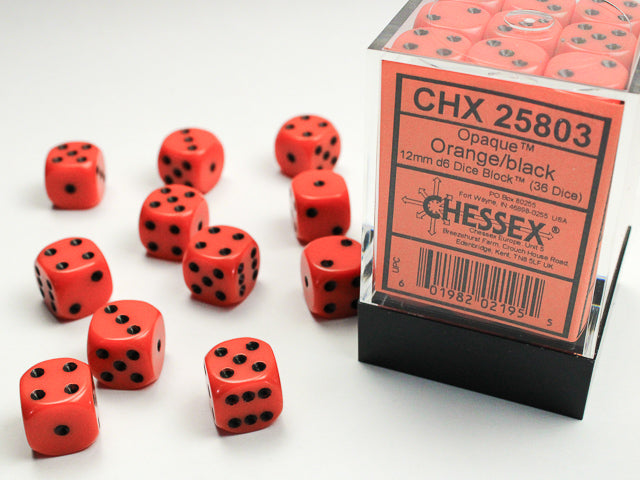 Chessex: 12mm Opaque Orange/Black D6 Set