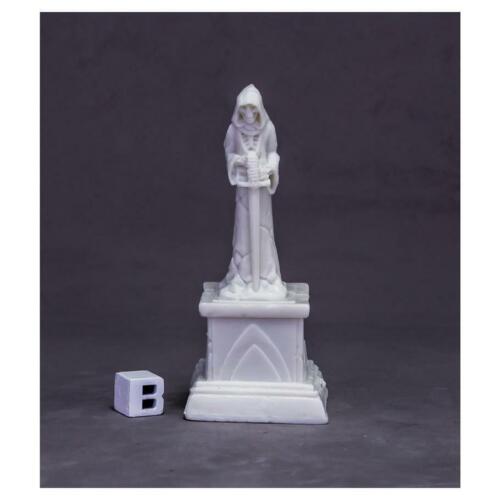 Bones: Graveyard Statue
